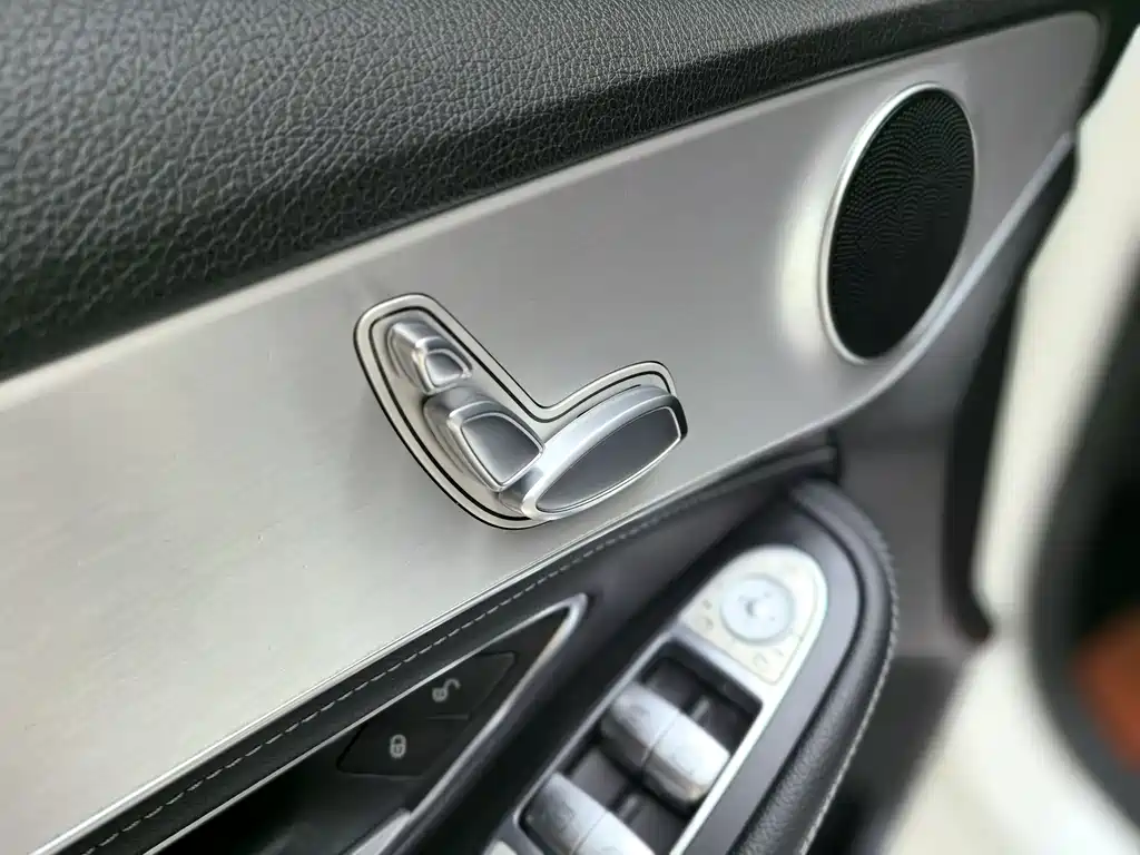 Mercedes-Benz C-Class 2017 — фото 11