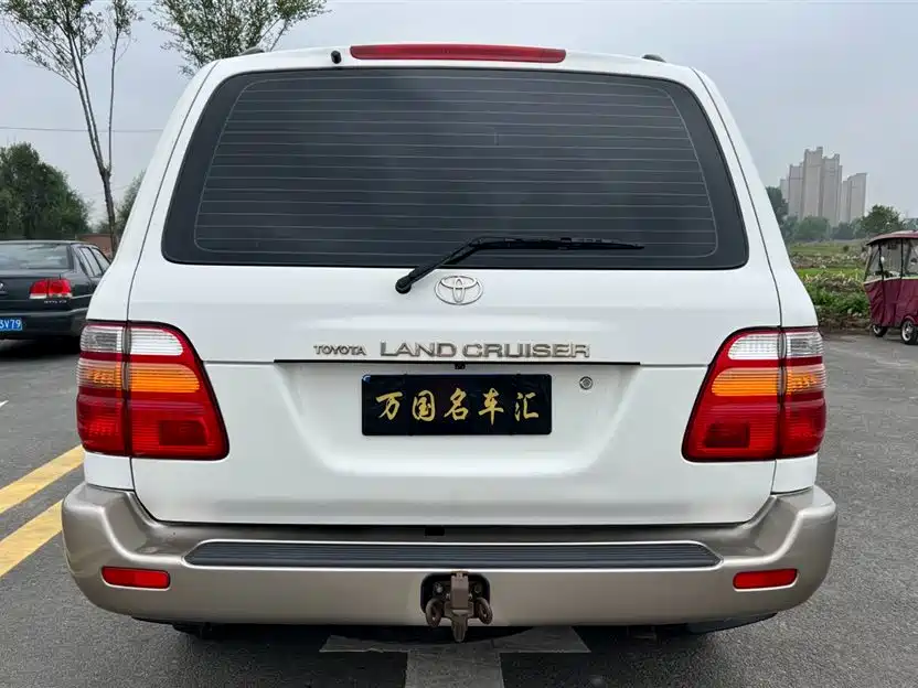 Toyota Land Cruiser 2001 — фото 4