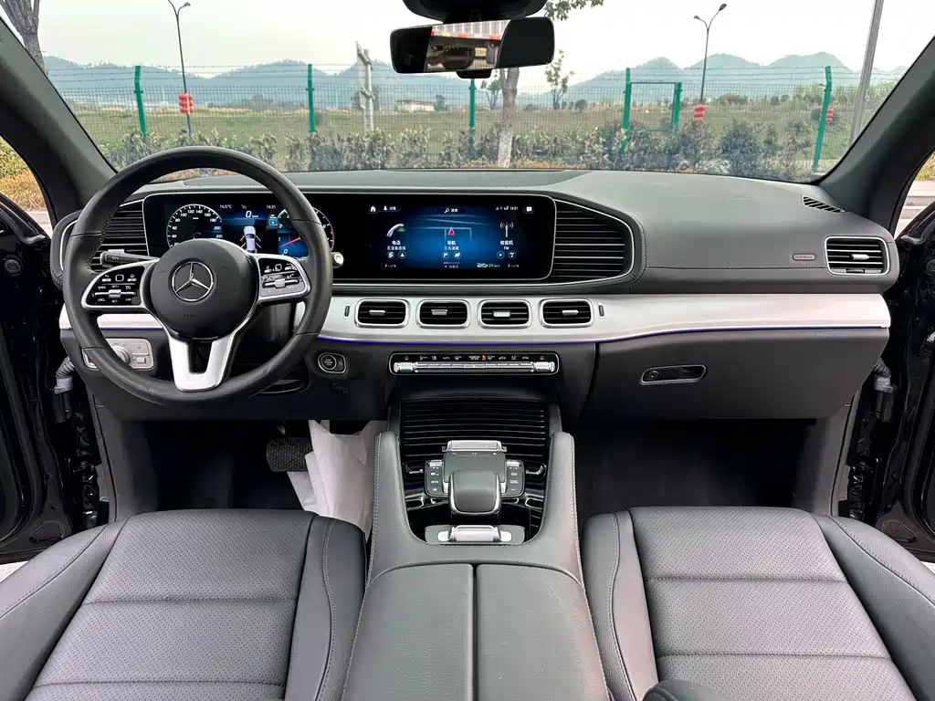 Mercedes-Benz GLE Coupe 2023 — фото 11