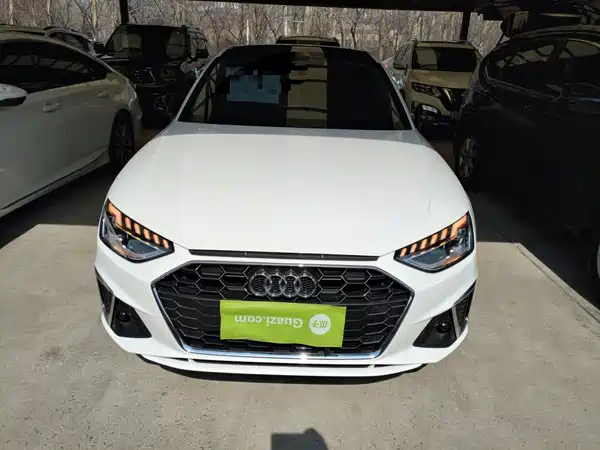 Audi A4L 2023