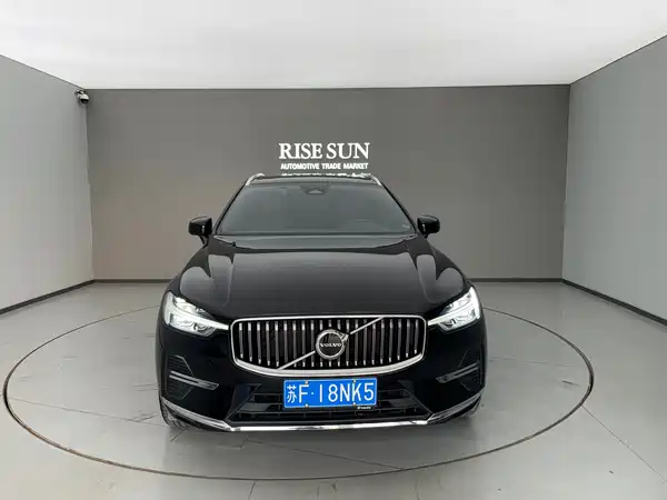 Volvo XC60 2023