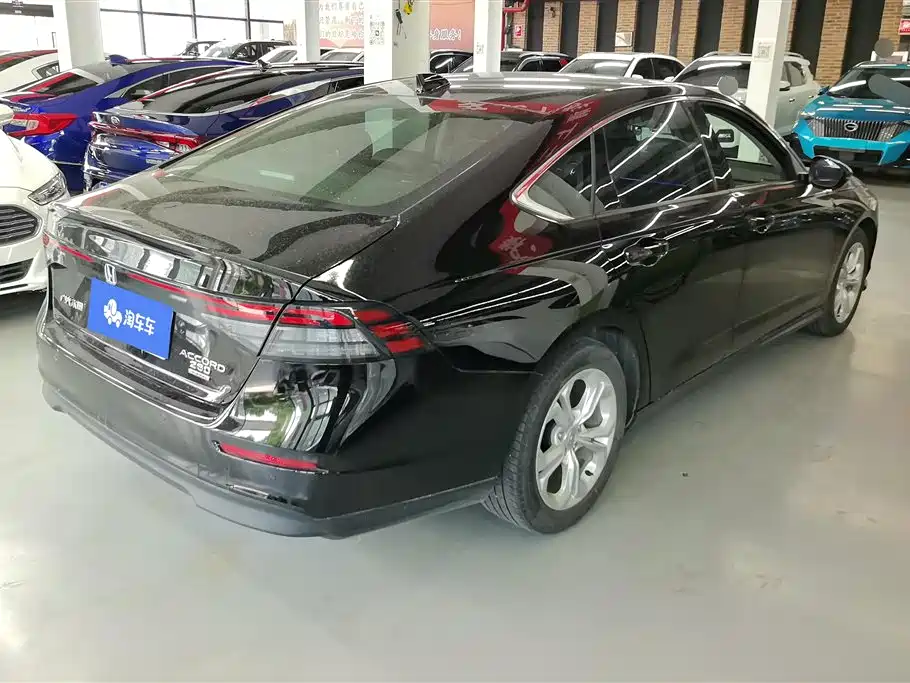 Honda Accord 2023 — фото 3