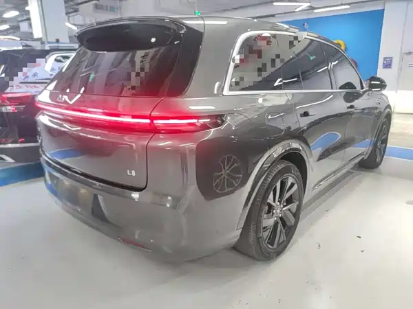 Li Auto L8 2023