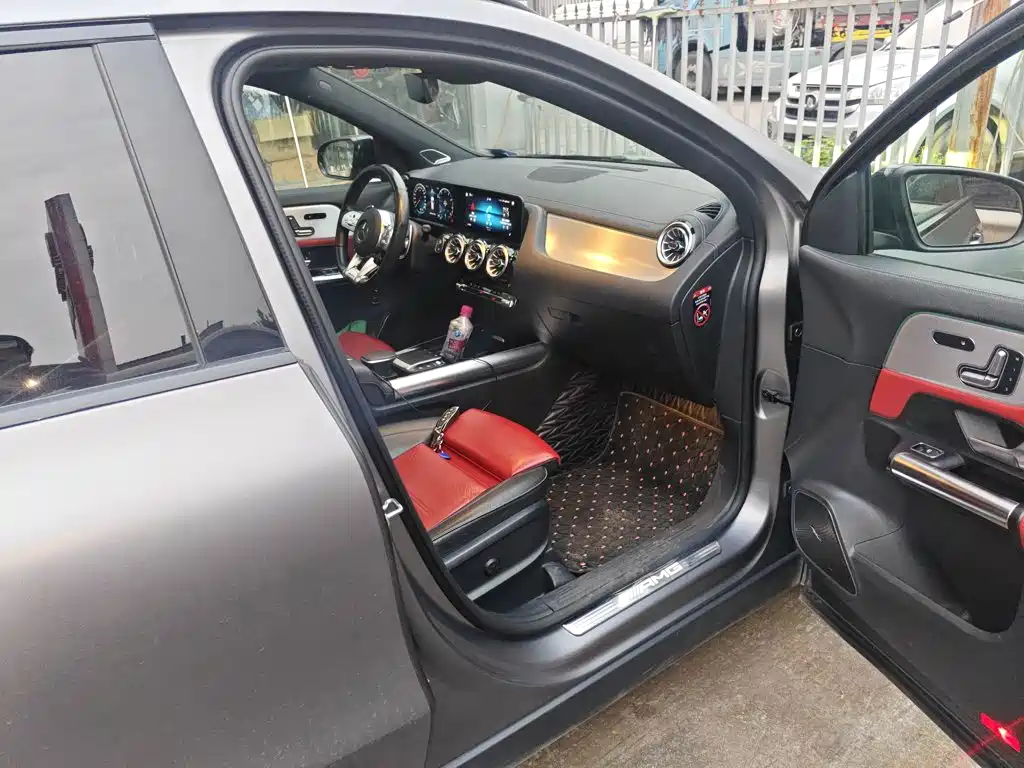 Mercedes-Benz GLA AMG 2021 — фото 22