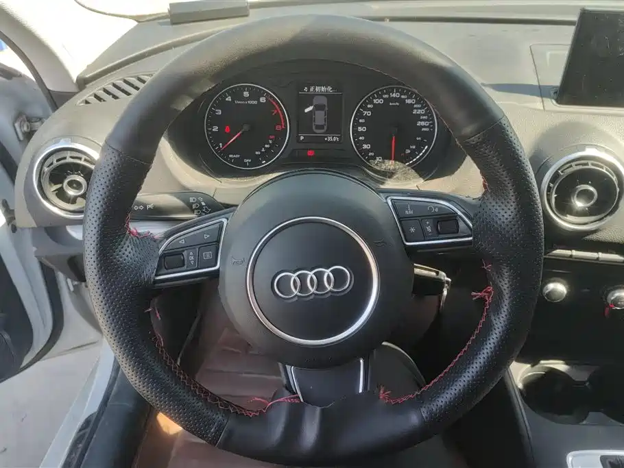 Audi A3 2017 — фото 15