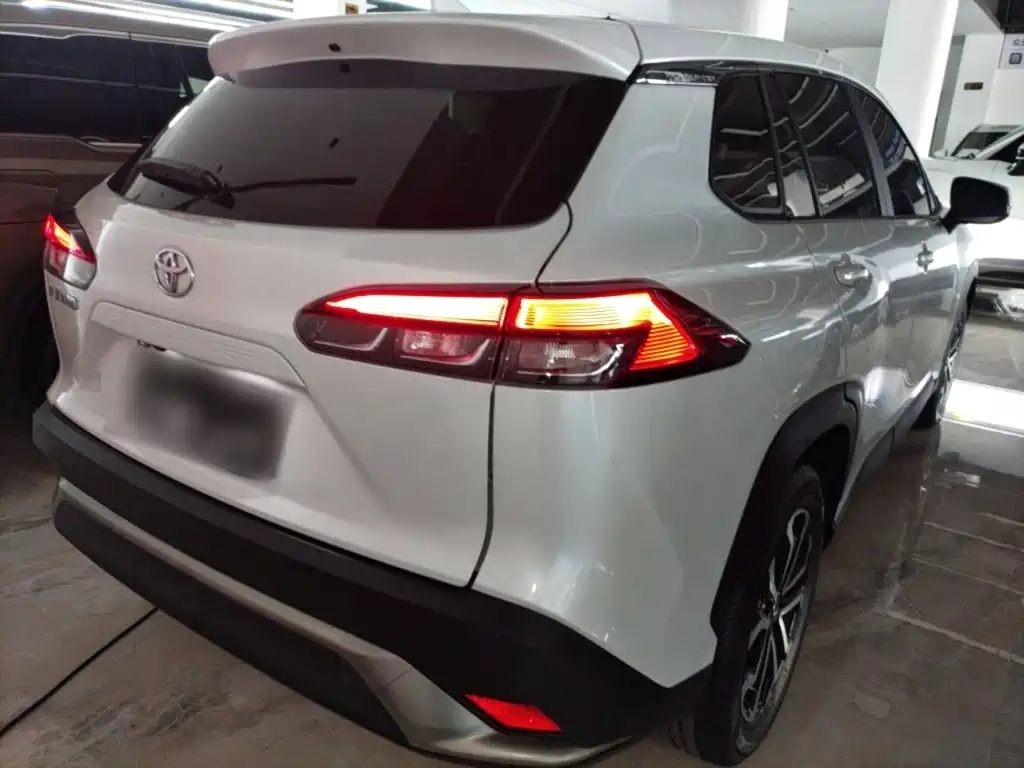 Toyota Frontlander 2023