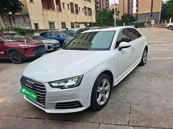 Audi A4L 2019