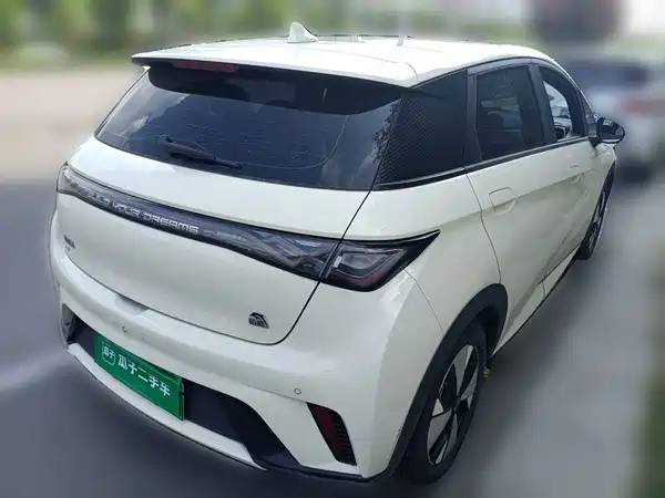 BYD Dolphin 2023