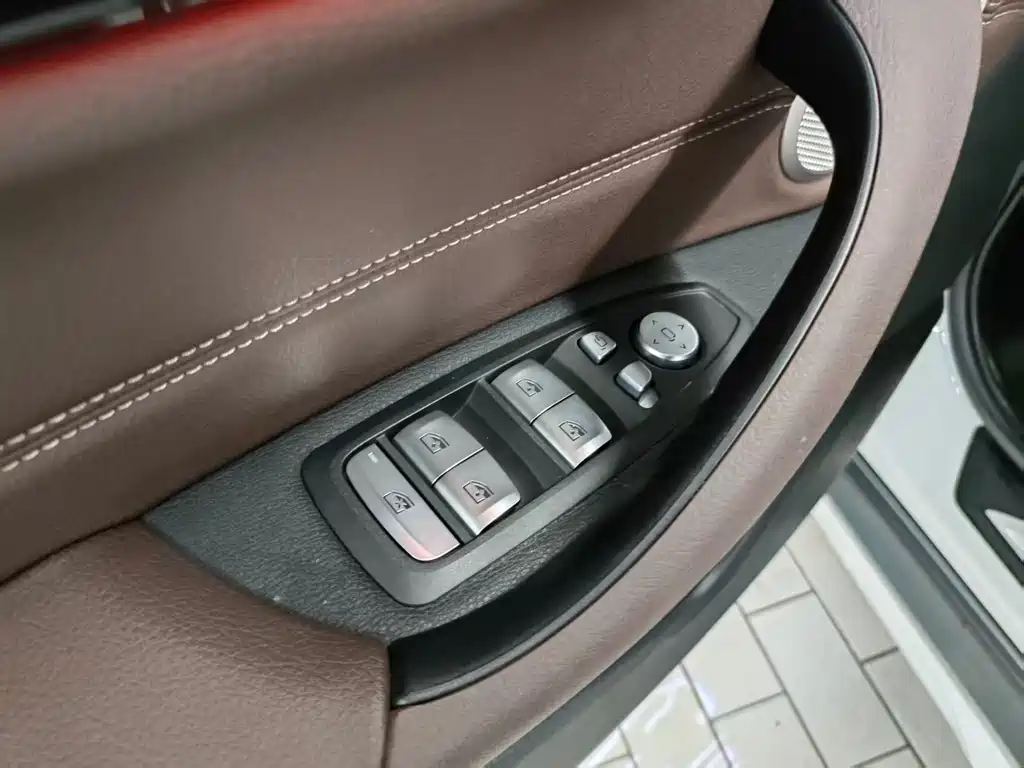 BMW X2 2020 — фото 17