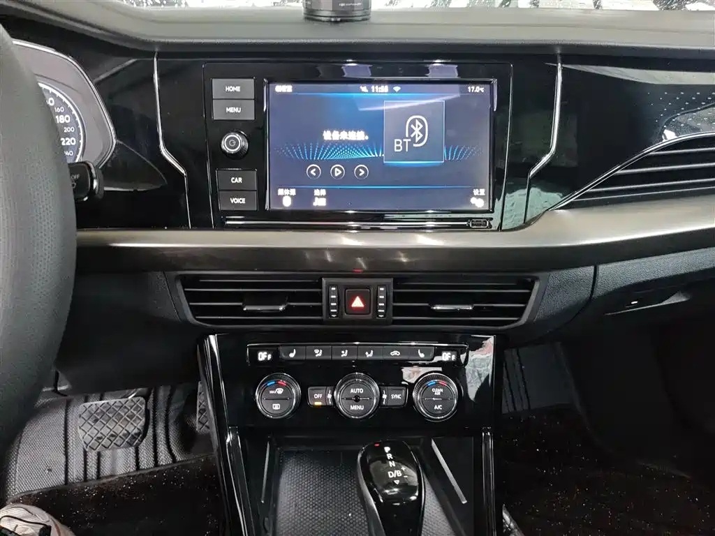 Volkswagen Passat PHEV 2019 — фото 13