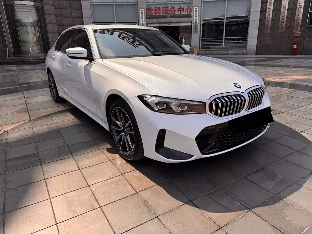 BMW 3 Series 2023 — фото 15