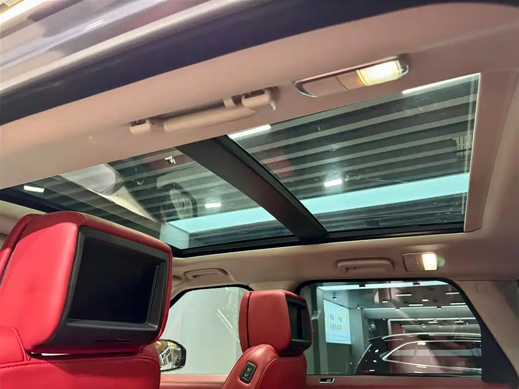 Land Rover Range Rover Sport 2019 — фото 27