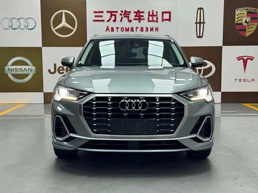 Audi Q3 2022 — фото 2