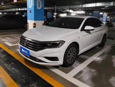Volkswagen Sagitar 2019