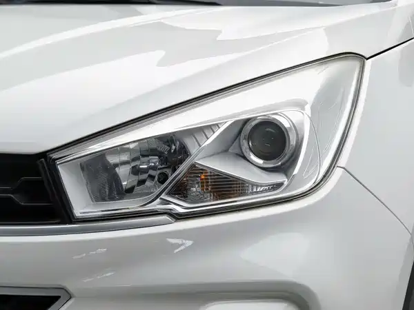 Wuling Hongguang S3 2018