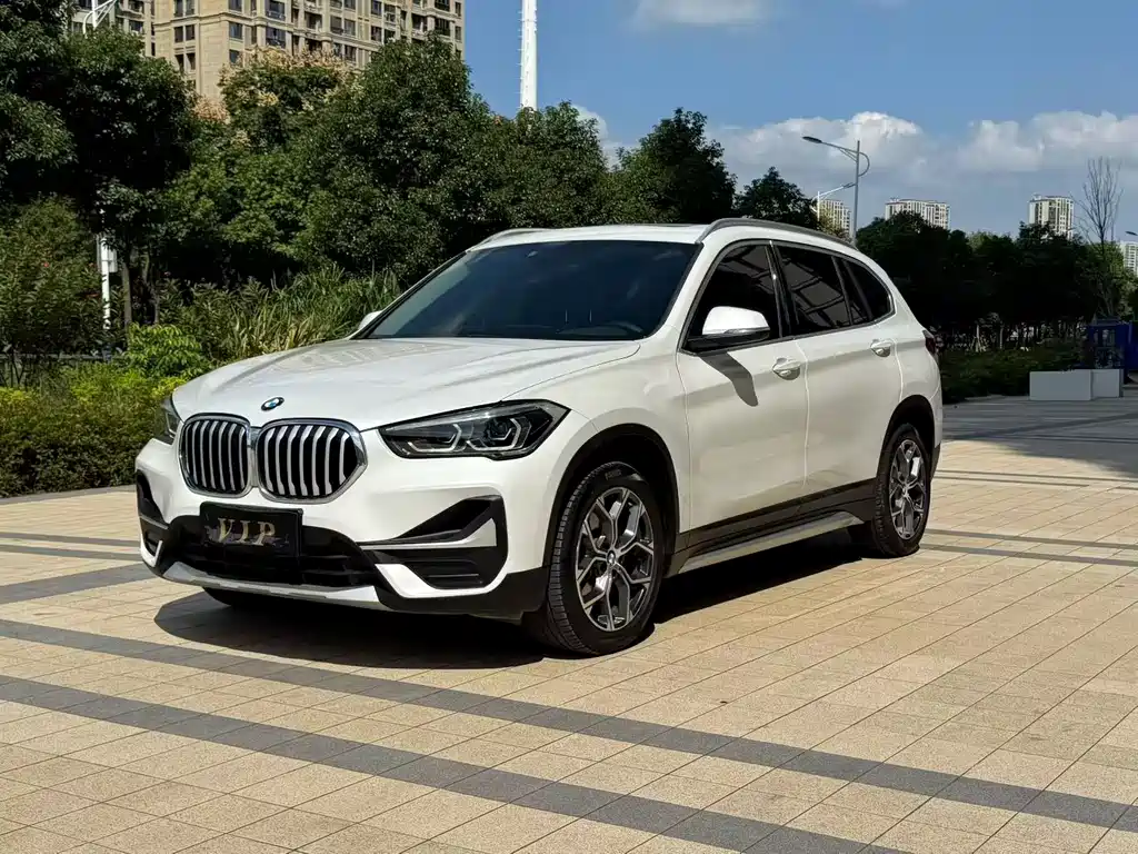 BMW X1 2021 — фото 2