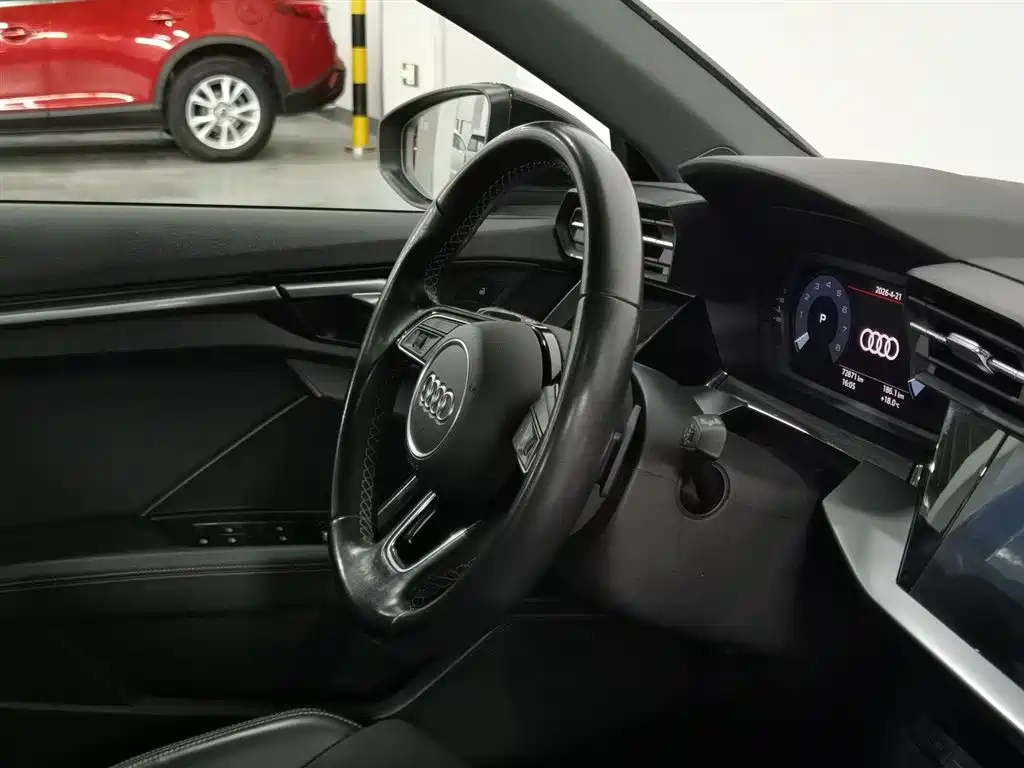 Audi A3 2023 — фото 22