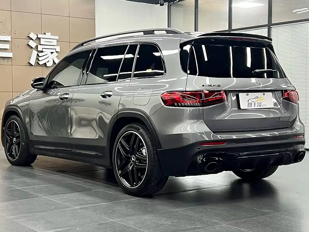 Mercedes-Benz GLB AMG 2022 — фото 18