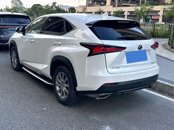 Lexus NX 2018