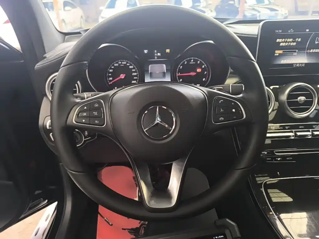 Mercedes-Benz GLC 2018