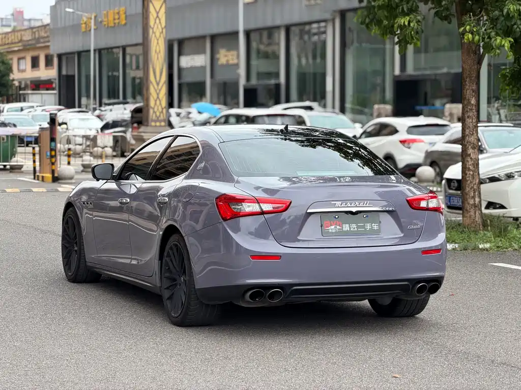 Maserati Ghibli 2017 — фото 8