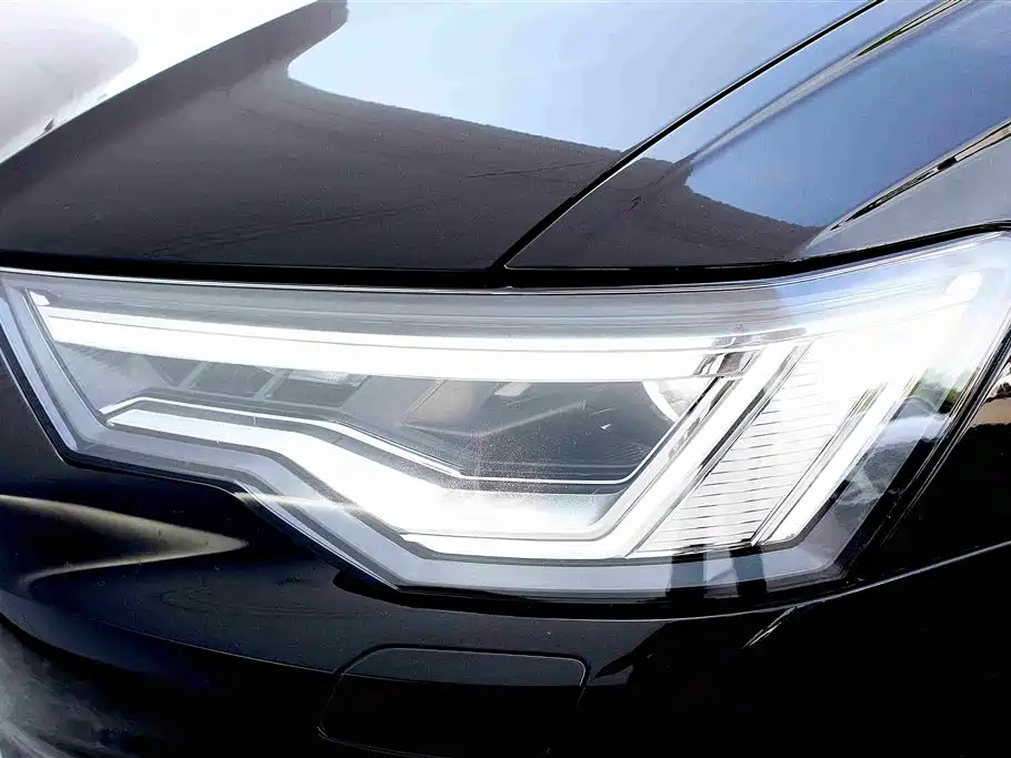 Audi A6L 2024 — фото 12