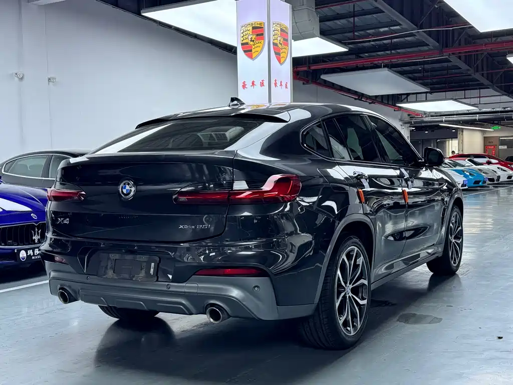 BMW X4 2020 — фото 18