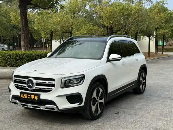 Mercedes-Benz GLB 2021