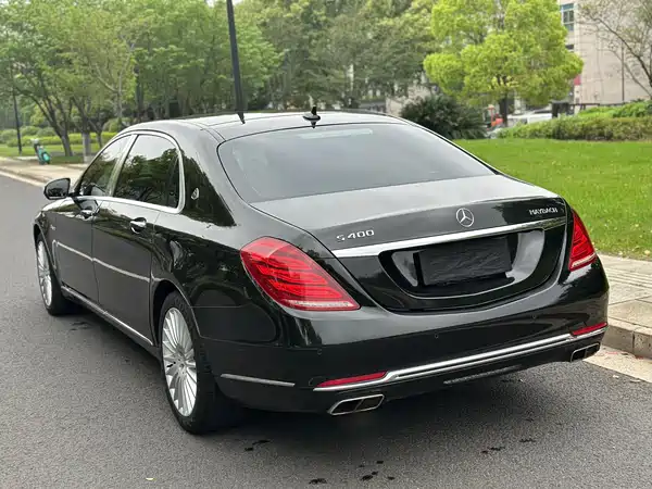 Mercedes-Benz Maybach S-Class 2015