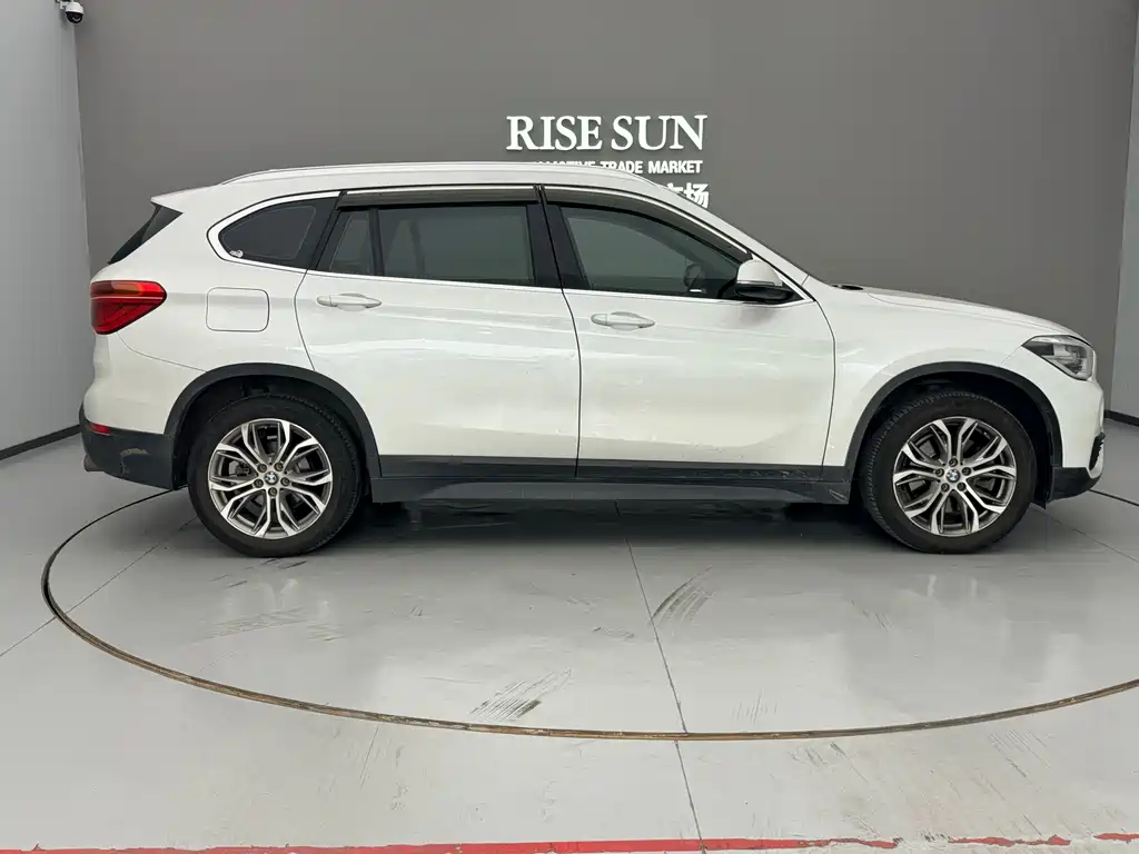 BMW X1 2019 — фото 25