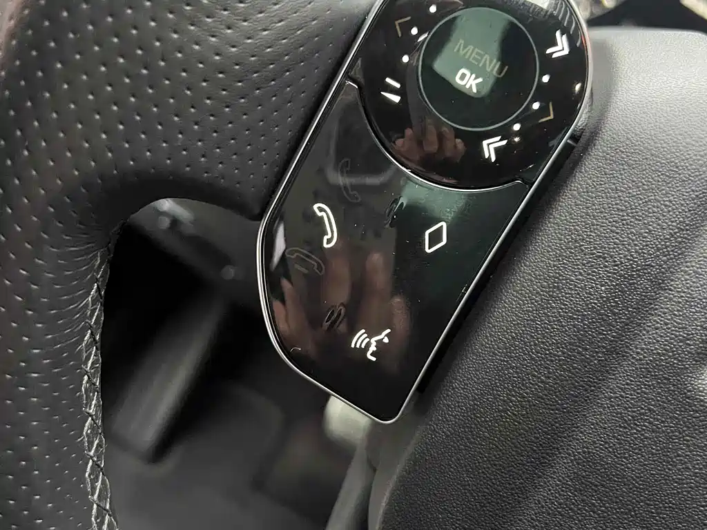 Land Rover Evoque 2020 — фото 12