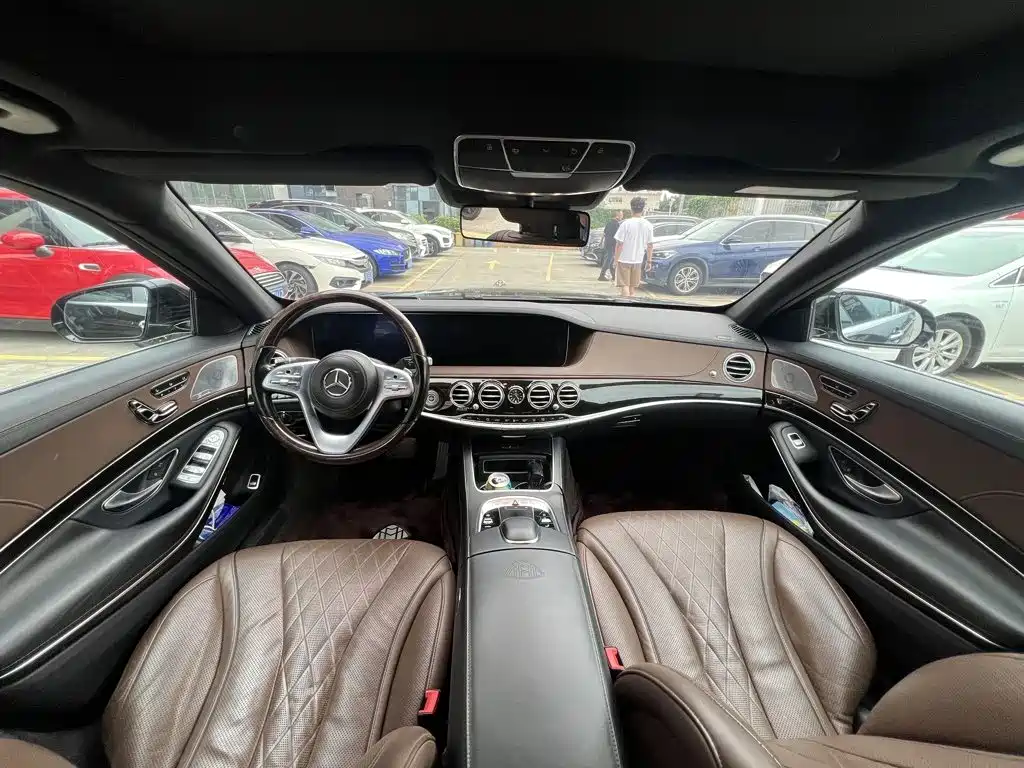 Mercedes-Benz Maybach S-Class 2019 — фото 12
