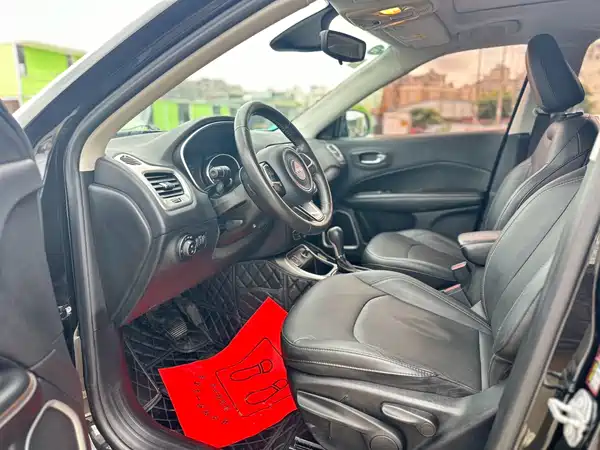 Jeep Compass 2017