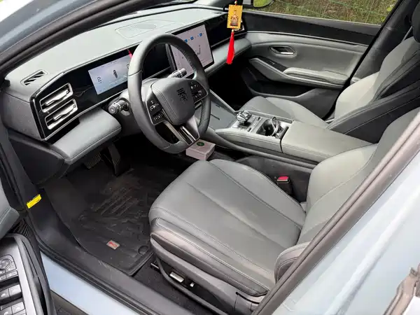 BYD Qin L 2024
