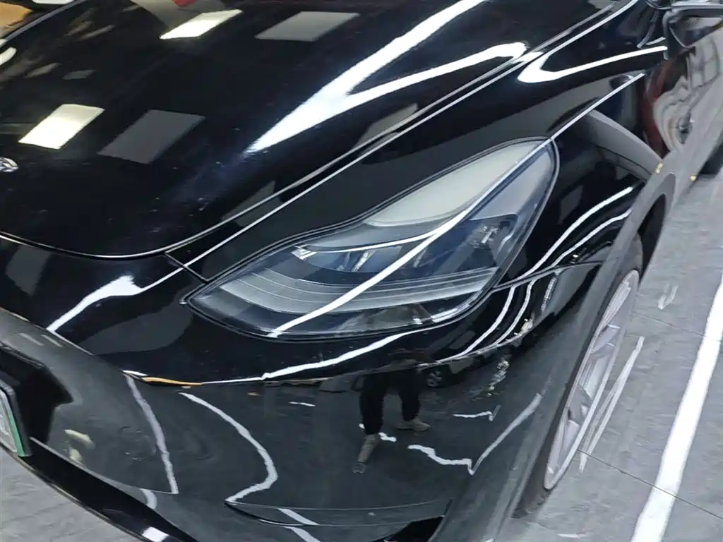 Tesla Model Y 2023 — фото 24