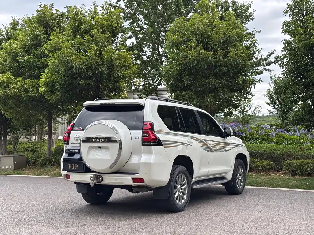 Toyota Prado 2019 — фото 5
