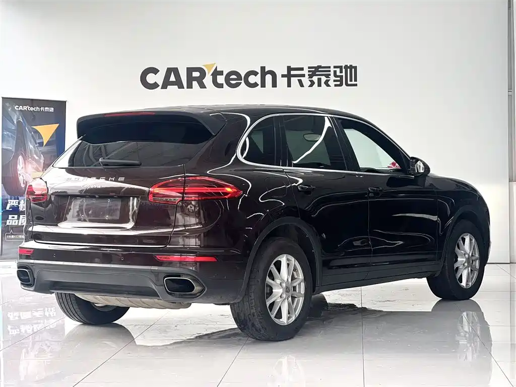 Porsche Cayenne 2015 — фото 5