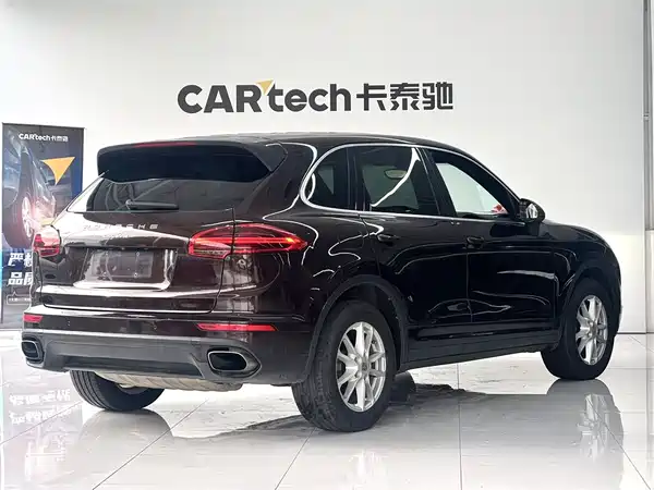 Porsche Cayenne 2015