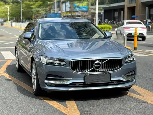 Volvo S90 2017
