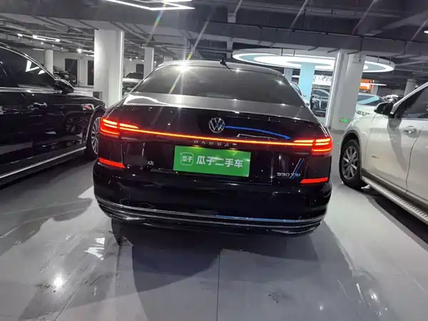 Volkswagen Passat 2023
