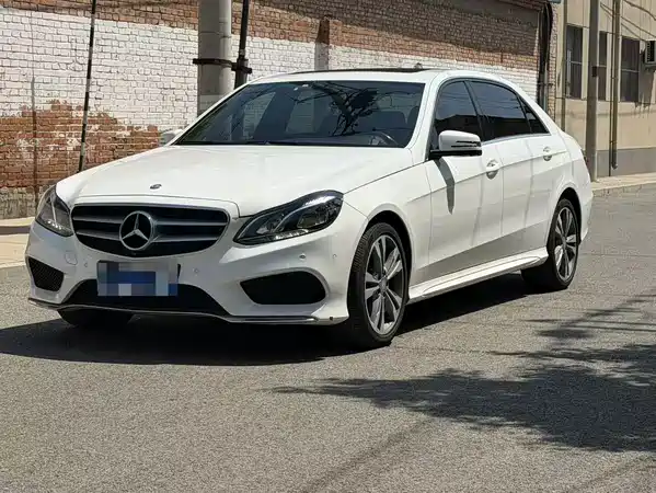 Mercedes-Benz E-Class 2015