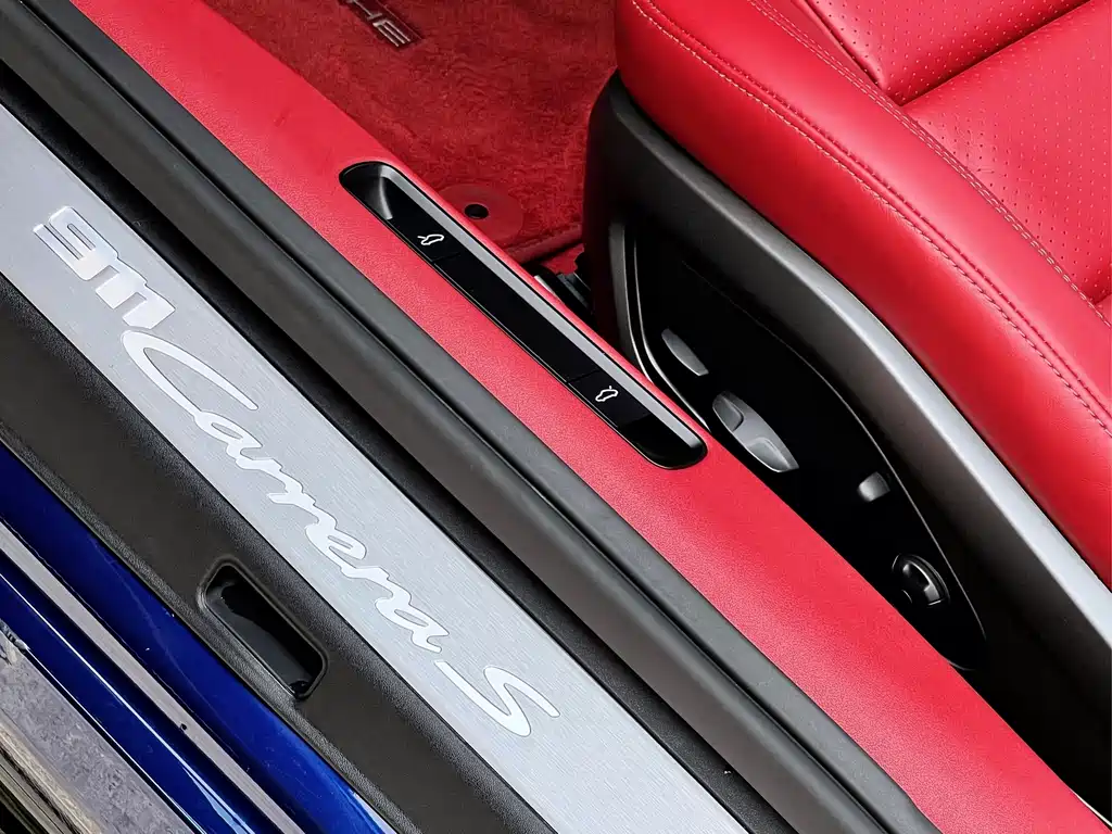 Porsche 911 2021 — фото 16