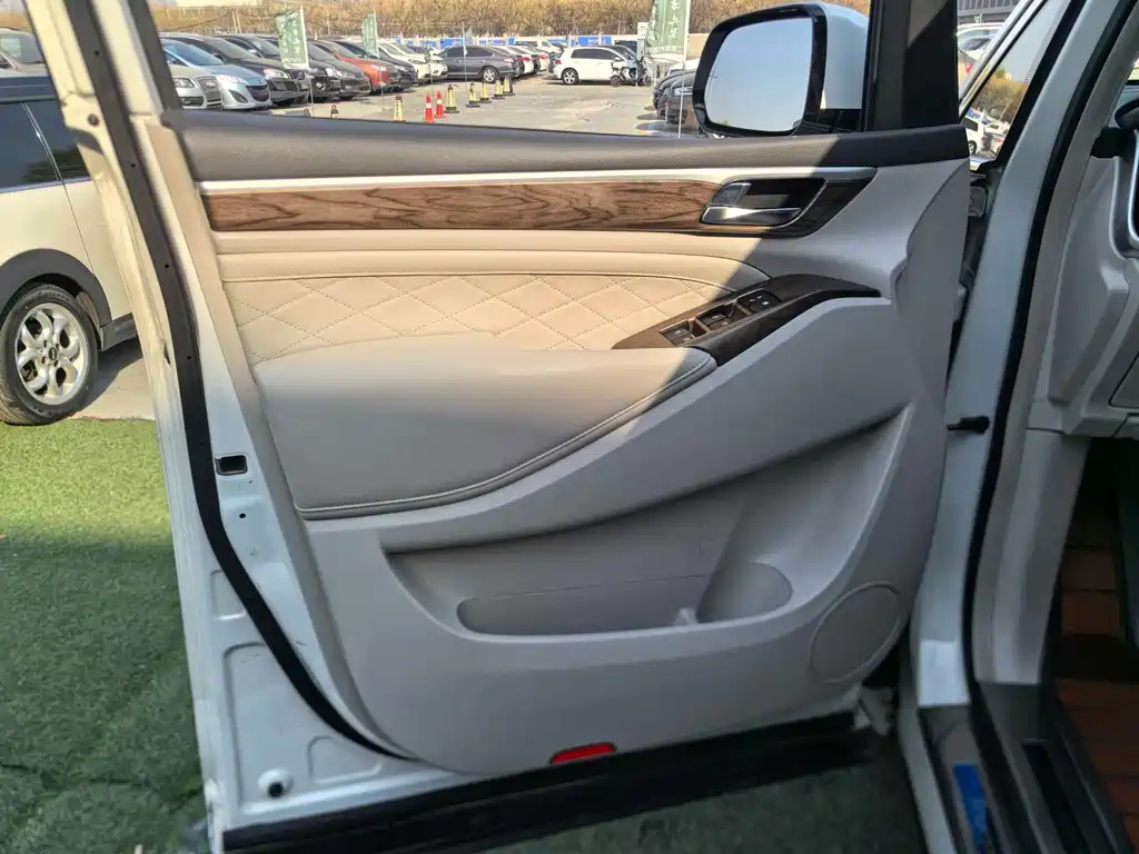 GAC Motor Trumpchi M8 2019 — фото 8