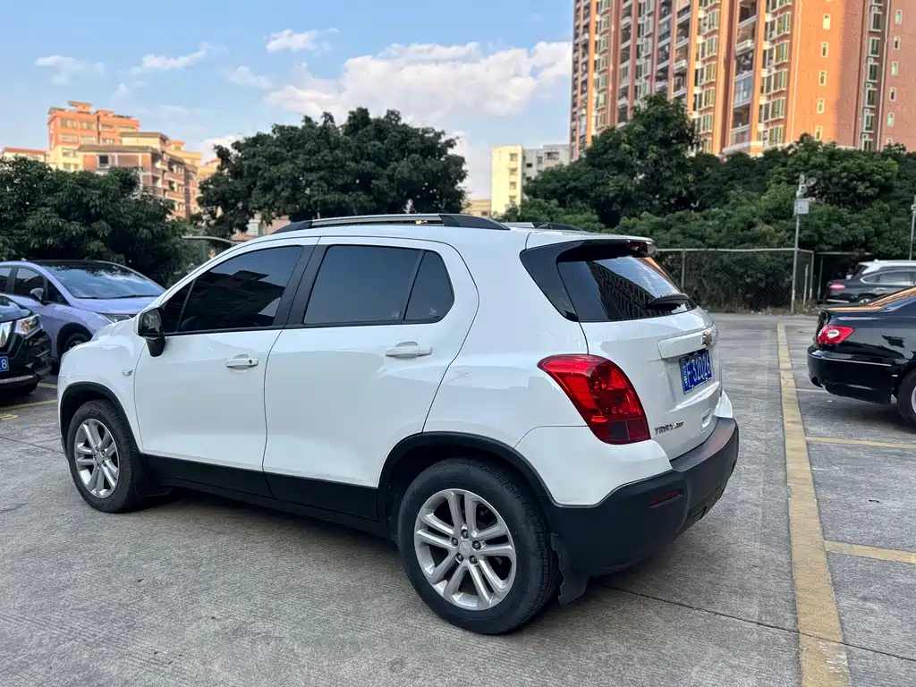 Chevrolet Trax 2017 — фото 5