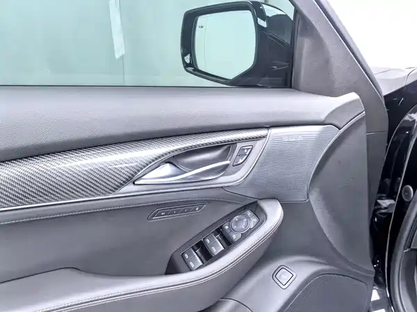 Cadillac CT5 2024