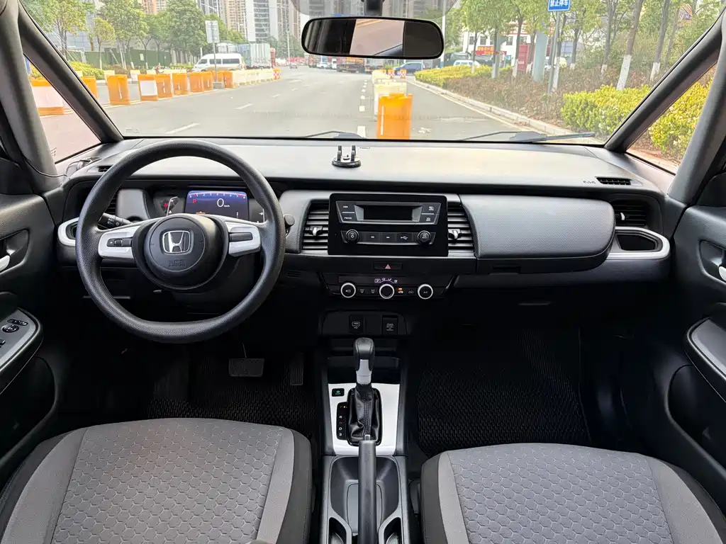Honda Fit 2023 — фото 8