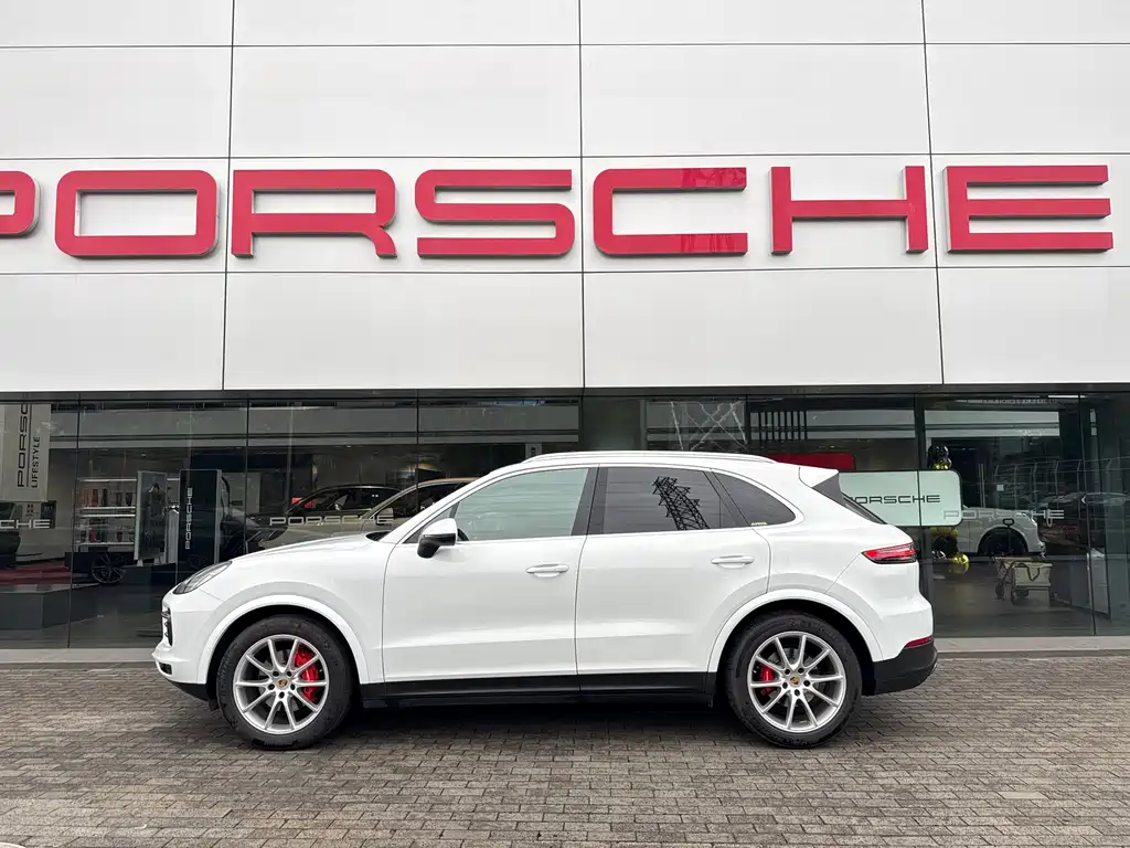 Porsche Cayenne 2020 — фото 4