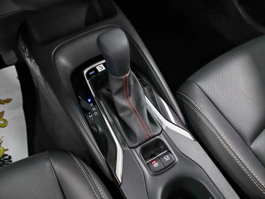 Toyota Corolla 2022 — фото 11