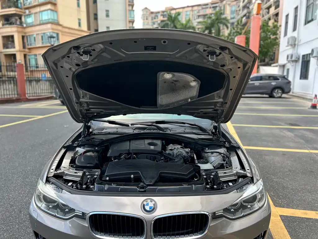 BMW 3 Series 2015 — фото 42