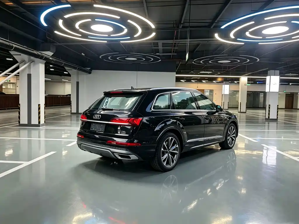 Audi Q7 2020 — фото 9